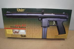 lot 2 image: Daisy Model 12 SoftAir Pellet Pistol