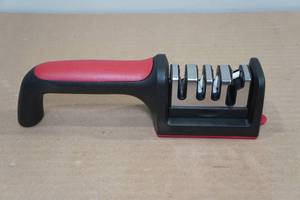 lot 20 image: Knife and Scissor Sharpener