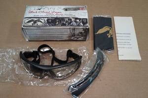 lot 37 image: Duck Commander Ballistic Shooting Safety Glasses