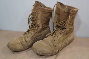 lot 68 image: Tactical Research Mens Leather Boots -Size 10.5W