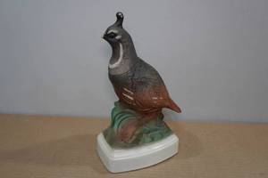 lot 99 image: Vintage Quail Whiskey Decanter