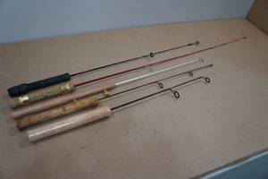 lot 111 image: 5 Ice Fishing Poles