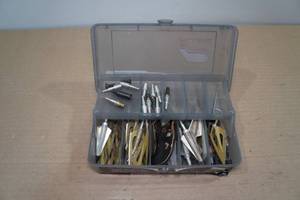 lot 205 image: Roughly 40 Hunting and Target Broadheads