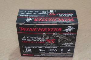 lot 390 image: 10 Winchester Long Beard 12 Gauge 3-12 4 Shot Shotshells