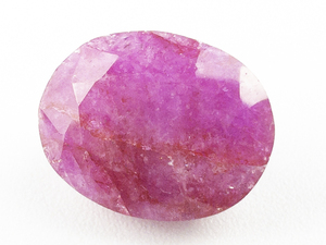 lot 61 image: BERYL - 8.06ct. Dyed Pink Oval cut