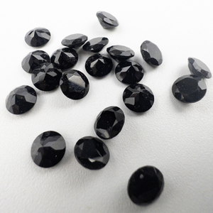 lot 346 image: 20 BLACK ONYX - 11.8ct. Round brilliant cut