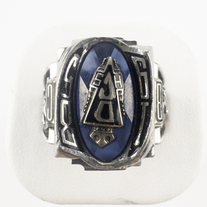 lot 136 image: Jostens 1985 Class Ring Cocktail Ring. Size 8.75 - 9.