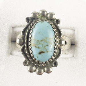 lot 147 image: Turquoise Sterling Silver Ring. Size 7.75 - 8.