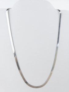 lot 311 image: Sterling Silver Herringbone Necklace.
