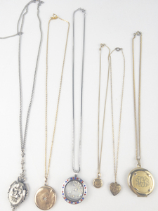 lot 343 image: Group of 6  Base Metal Locket Necklaces. All Wearable & In Good Condition
