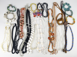 lot 225 image: Massive Resellers Lot 25 Bead Necklaces & More.