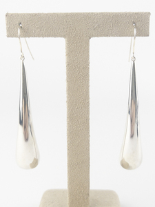lot 37 image: RLM Studio (Robert Lee Morris) Chubby Teardrop Sterling Silver French Wire Dangle Earrings .