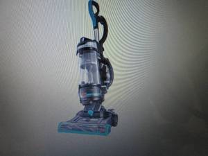 lot 23 image: Bissell CleanView Swivel Rewind Pet...