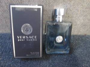 lot 1 image: Versace Pour Homme by Gianni Versac...