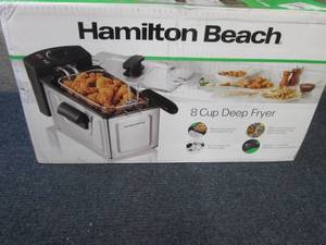 lot 29 image: Hamilton Beach 8-Cup Deep Fryer ope...