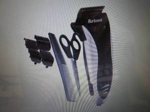 lot 36 image: Barbasol Pro Hair Clipper Kit open ...