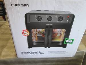 lot 55 image: Chefman 26-Qt. French Door Air Frye...