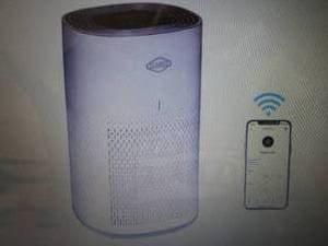 lot 57 image: Clorox Smart Medium Room True HEPA ...