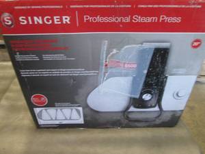 lot 82 image: SINGER 20 Professional Steam Press...