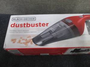 lot 89 image: BLACKDECKER Dustbuster Quick Clean...