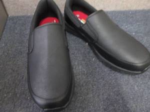 lot 126 image: Skechers Mens Relaxed Fit Nampa - ...