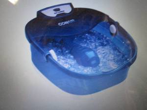 lot 143 image: Conair Heat Sense Foot and Pedicure...