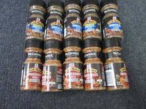 lot 168 image: 10 each McCormicks Grill Mates Asso...