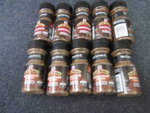 lot 170 image: 10 each McCormicks Grill Mates Asso...