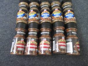 lot 171 image: 10 each McCormicks Grill Mates Asso...