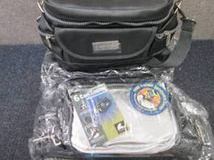 lot 177 image: 2 Glacier Gear 6 Can Coolers with S...