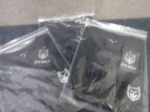 lot 198 image: 3 Mens Large Gym Wolf Black TShirt...
