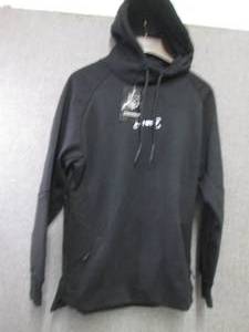 lot 211 image: 2 Unisex Medium Gym Wolf Black Hood...