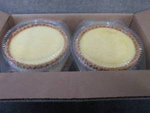 lot 225 image: DD 6-FROZEN 8 inch Table Talk Custa...