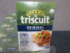 lot 262 image: 12-9 oz Organic Original Triscuits...