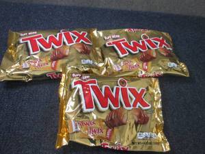 lot 338 image: 3- 10.83 oz Twix Fun Size...