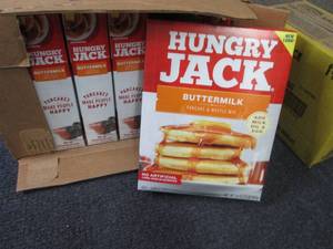 lot 374 image: 6- 32 oz Hungry Jack Buttermilk Pan...
