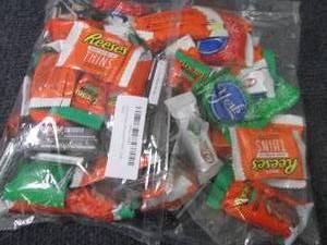 lot 383 image: 2 lb Bag Christmas Chocolate Mix...