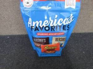 lot 401 image: 17.06 oz Americas Favorites Sharin...