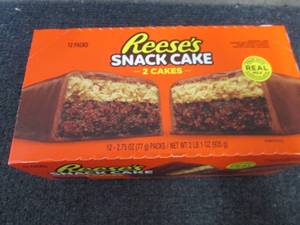 lot 403 image: 12- 2.75 oz Reeses Snack Cakes...