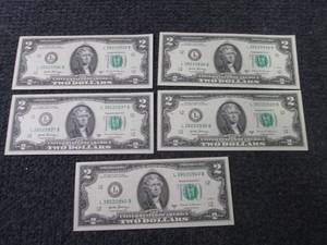 lot 430 image: 5 Sequential, Uncirculated $2 Bills...