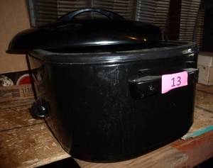 lot 13 image: Rival roaster oven