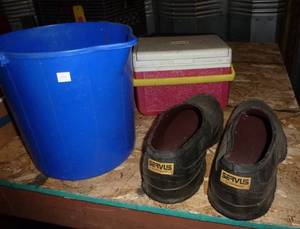 lot 24 image: Size 12 rubber overshoes, pail, cooler