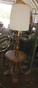 lot 64 image: table lamp