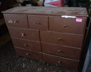 lot 123 image: dresser 36x45x15