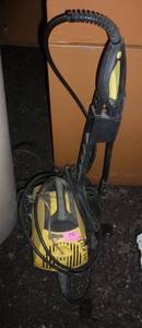 lot 155 image: Karcher 330 pressure washer