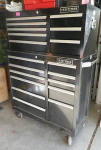 lot 232 image: Nice Craftsman double decker tool box