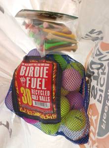 lot 257 image: bag with golf balls and tees