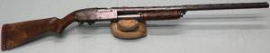 lot 26 image: Springfield 67-DL 12ga 3 Pump Shotgun Made by Savage