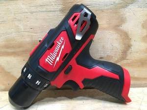 lot 23 image: Milwaukee 2407-20 12V 38 DrillDriver - Tool Only