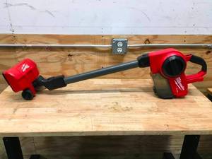 lot 48 image: Milwaukee Compact Vacuum Model # 0940-20